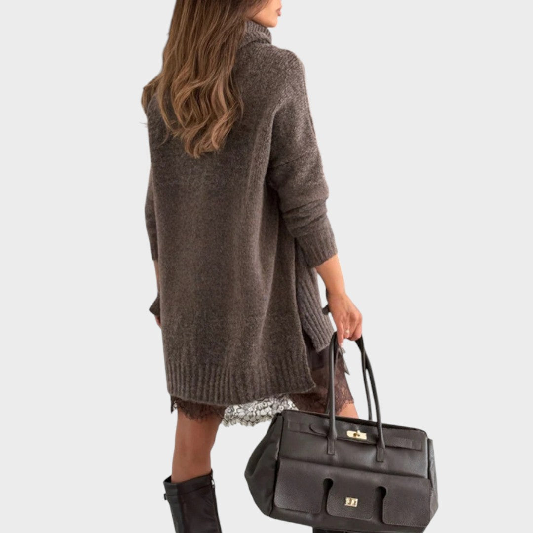 Bonnie – Conjunto de Vestido de Malha Oversized e Renda
