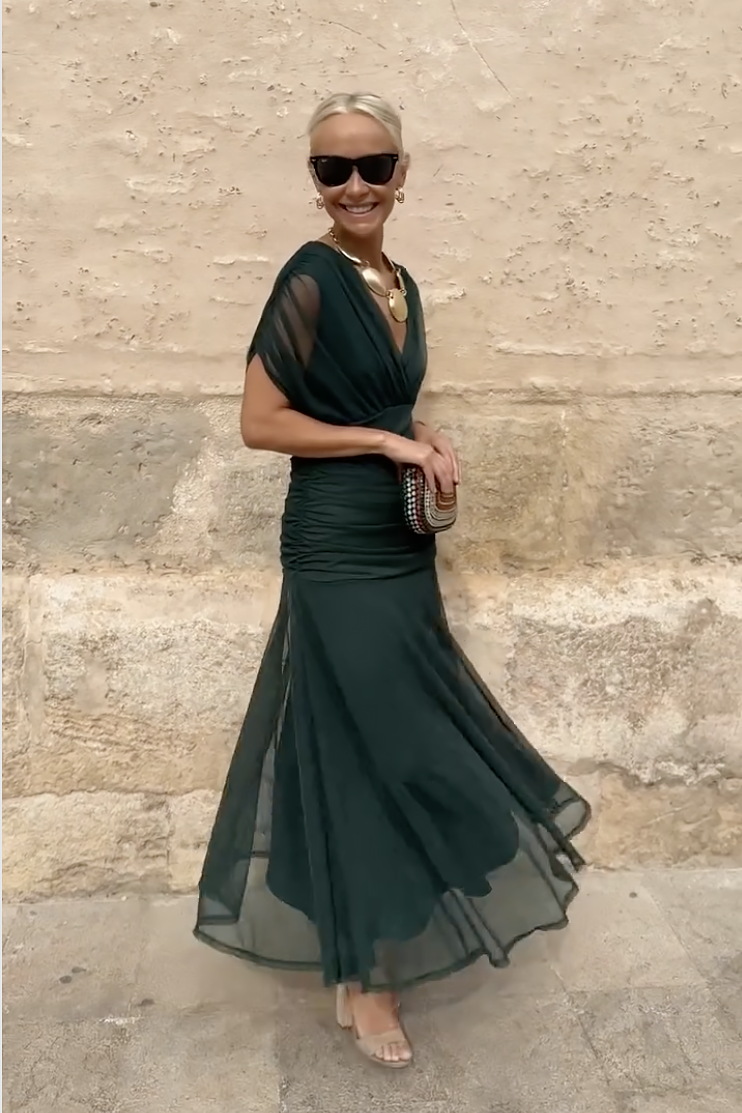 ANA | VESTIDO MAXI COM FALDAS ELEGANTES