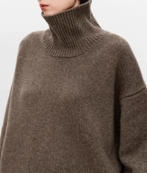 ELIANA I Pullover com Gola Alta