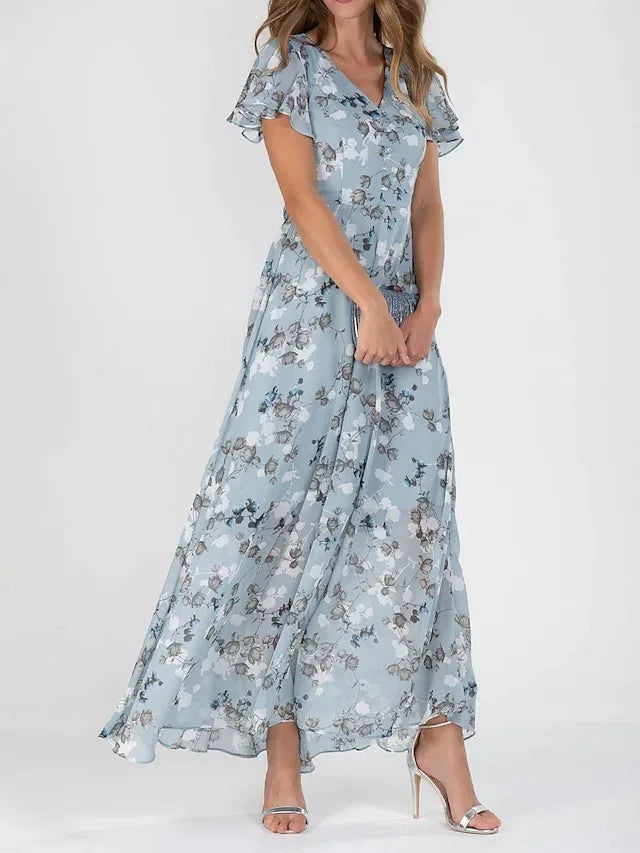 Vestido glamouroso que cobre a barriga