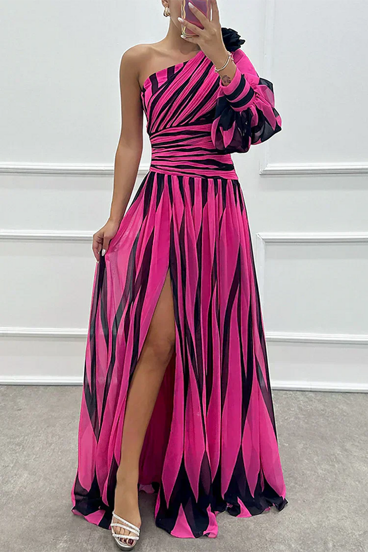 Shiloh - Vestido Maximalista Elegante com Riscas e Alça Única