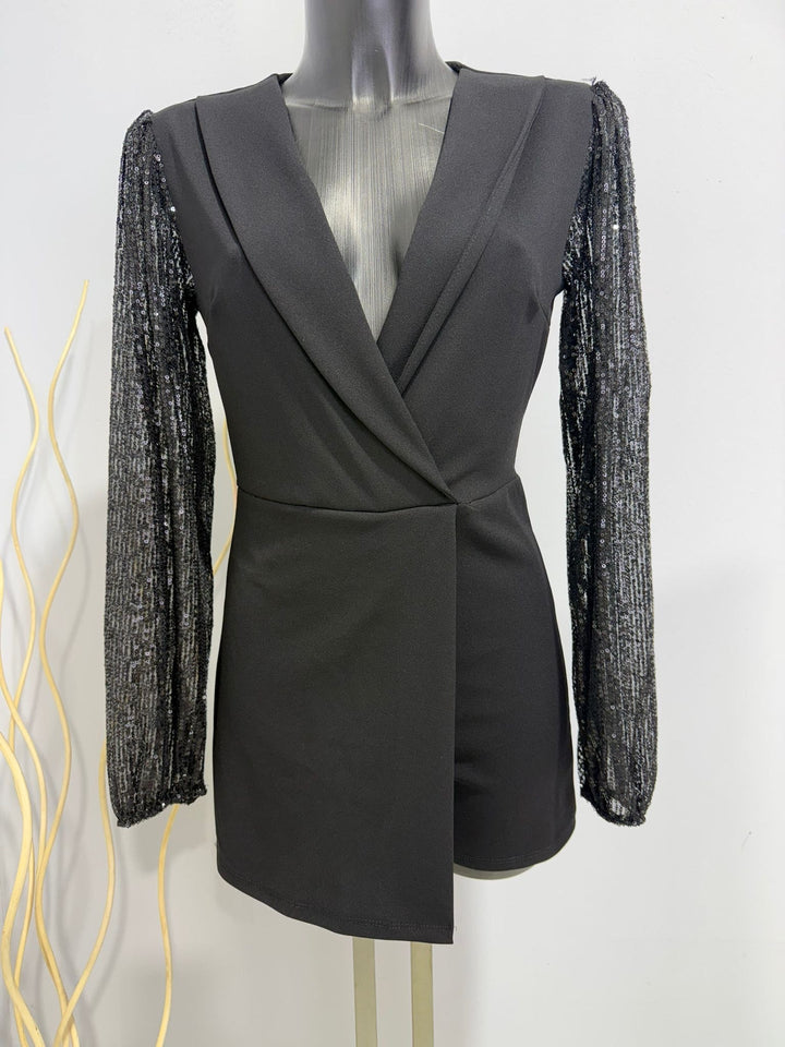 Araminta – Elegante macacão preto