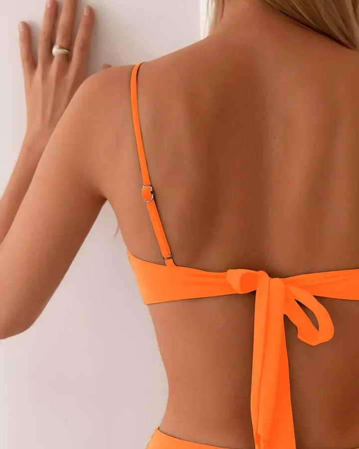 Laluna® | Bikini Sexy e Trendy em Dois Peças