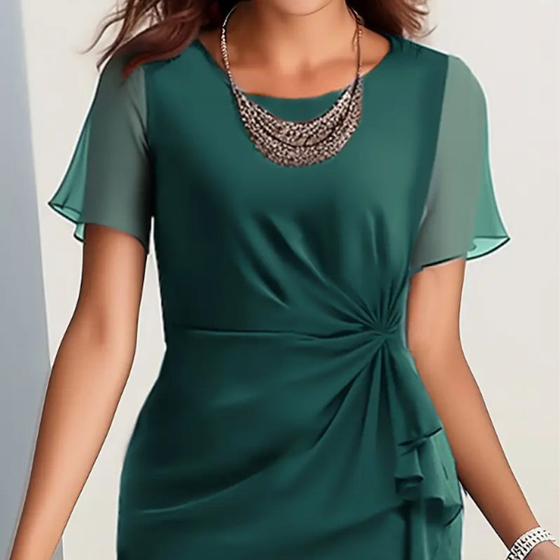 Vestido de chiffon elegante em cor sólida