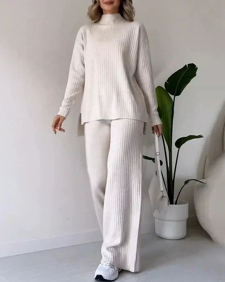 Lola - Conjunto Essencial com Pullover Correspondente
