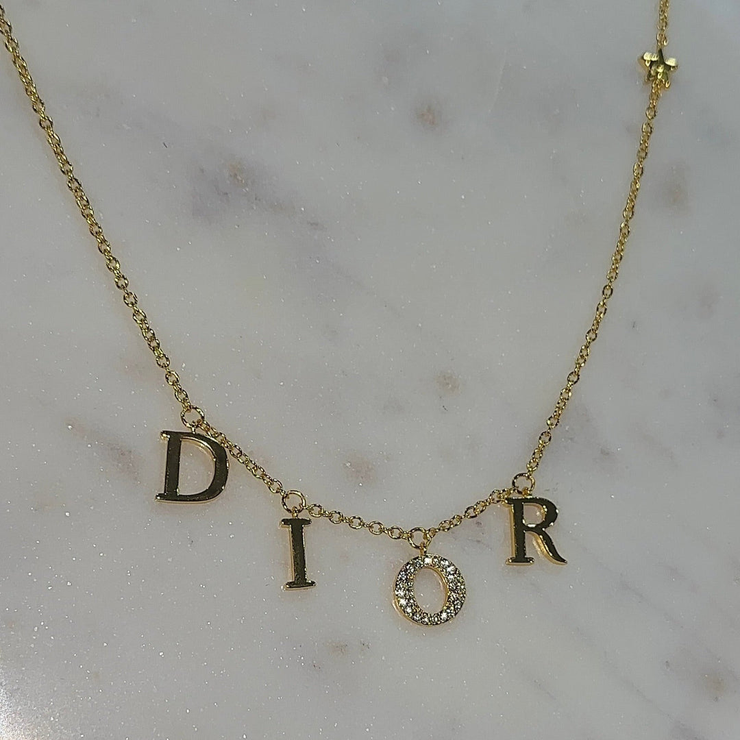 Colar DR Dourado