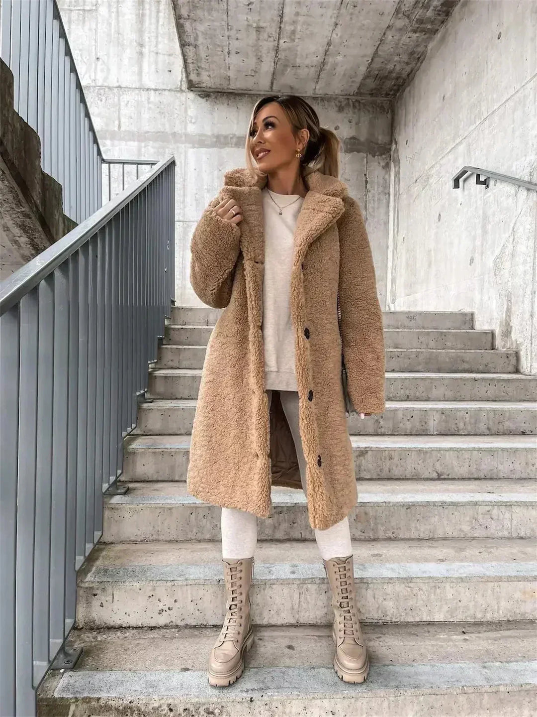 Naomi™| Casaco de Peluche