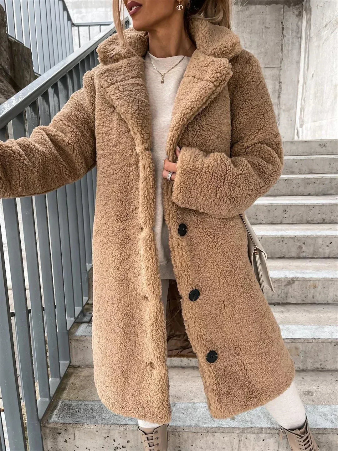 Naomi™| Casaco de Peluche