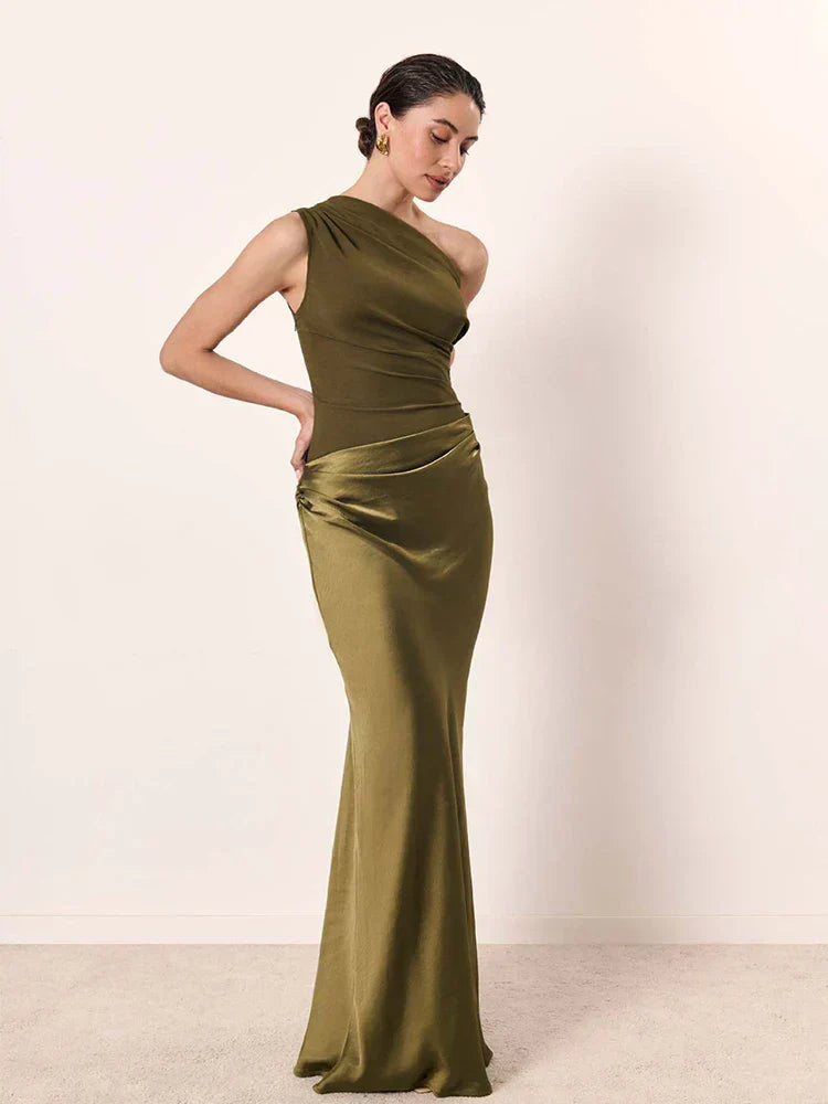 Maxi vestido com sentimento de culpa em cetim