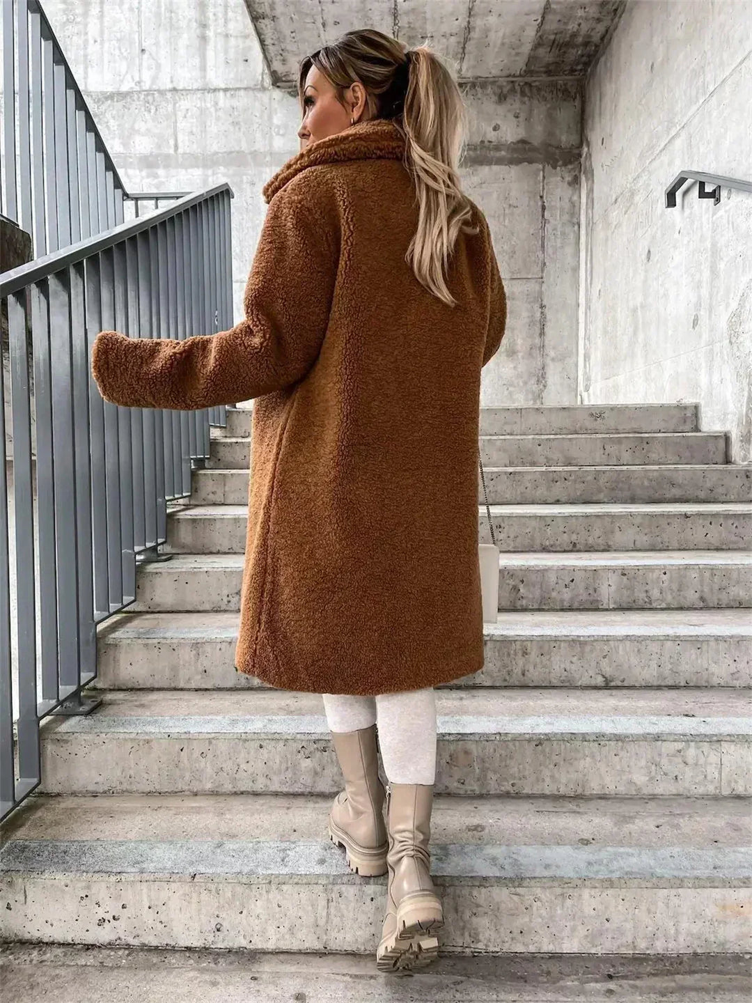 Naomi™| Casaco de Peluche