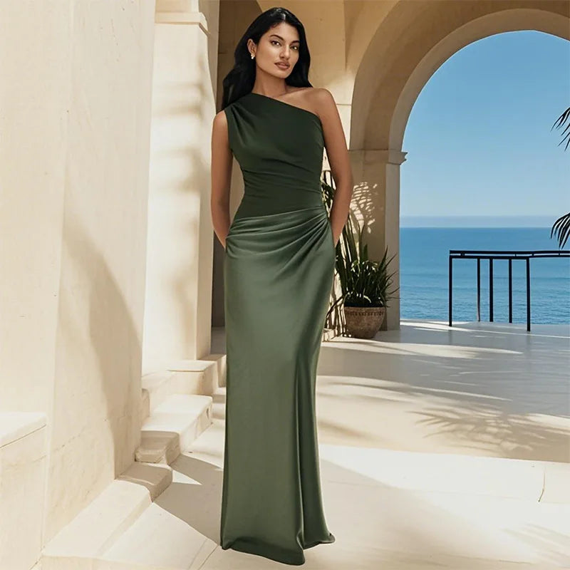 Maxi vestido com sentimento de culpa em cetim