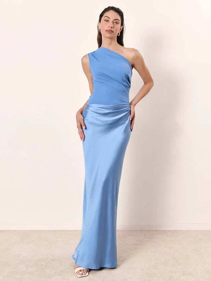 Maxi vestido com sentimento de culpa em cetim